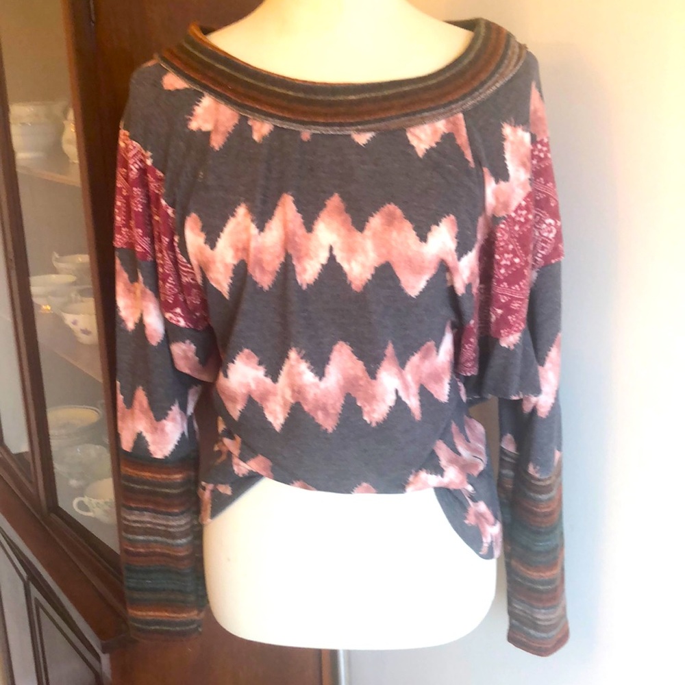 Boho Print — Raglan. New with tags.